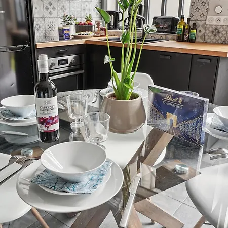Lavie Maison - Charm In Marais Apartment